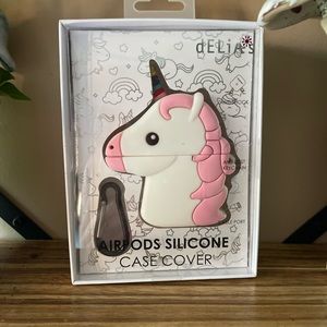 dELiA*s Silicone AirPods cover